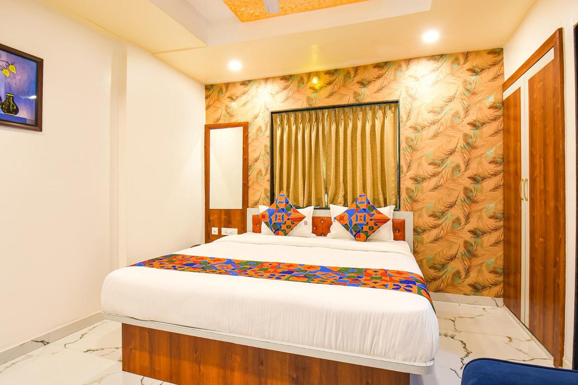 Fabhotel Prime Kharadi Residency - Nr Lohgaon Пуна Экстерьер фото